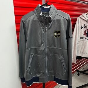 Men’s Gray Under Armour Jacket with Notre Dame Logo | Size L